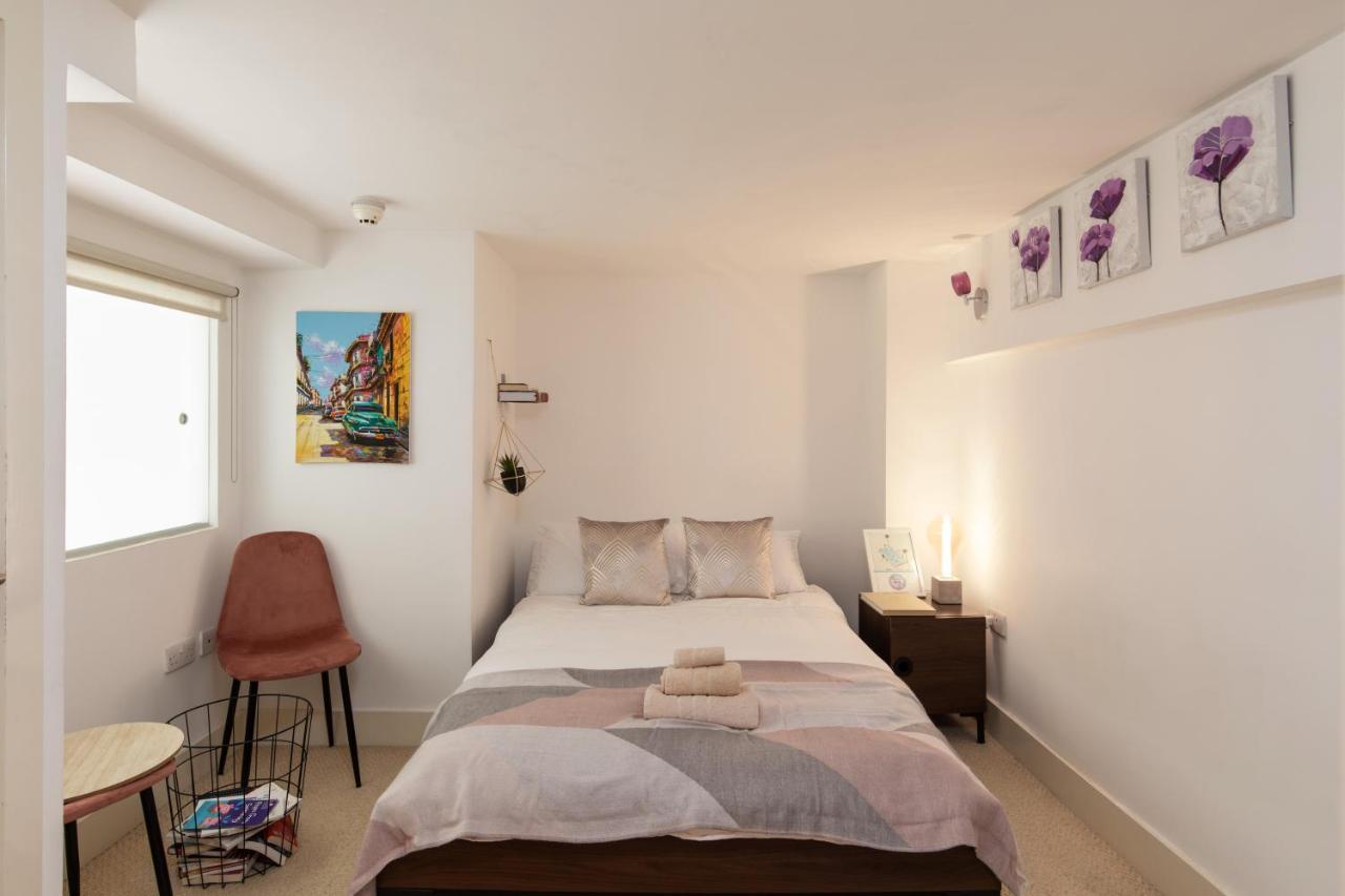 My London Holiday Home Bagian luar foto
