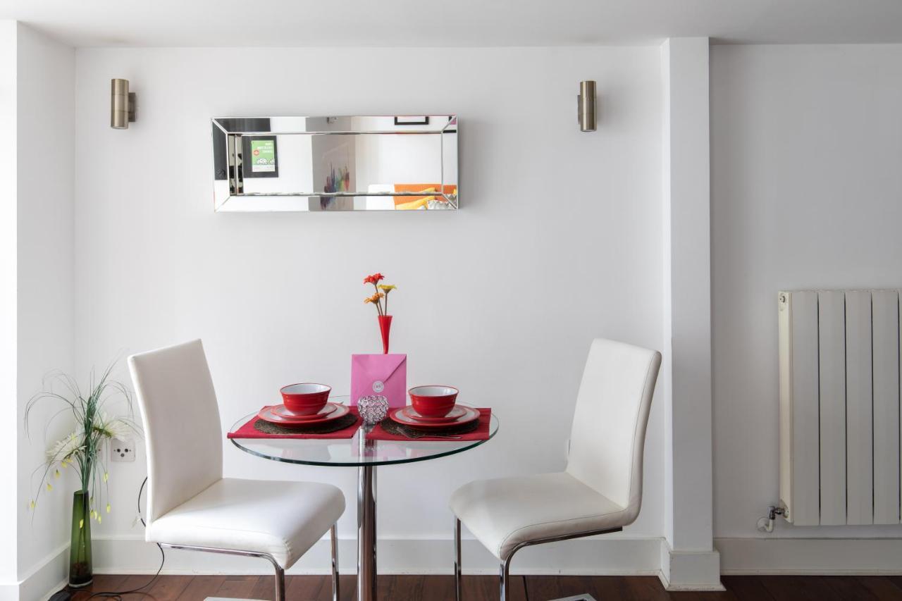 My London Holiday Home Bagian luar foto
